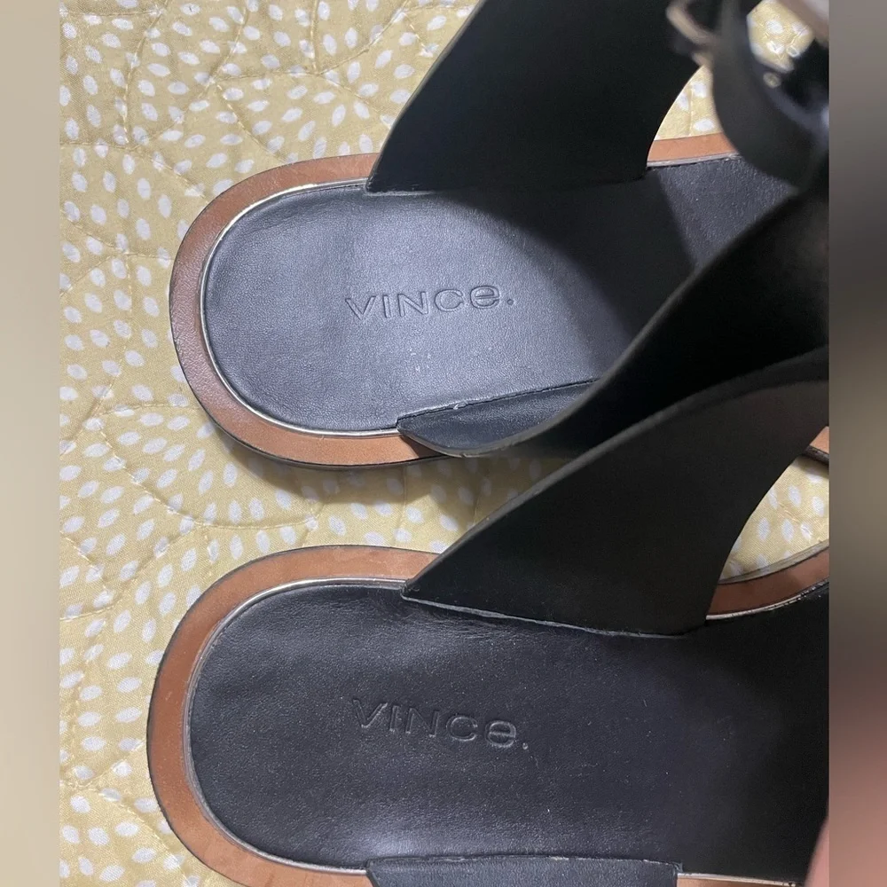 VINCE Mailin Leather Ankle Strap Leather Sandals